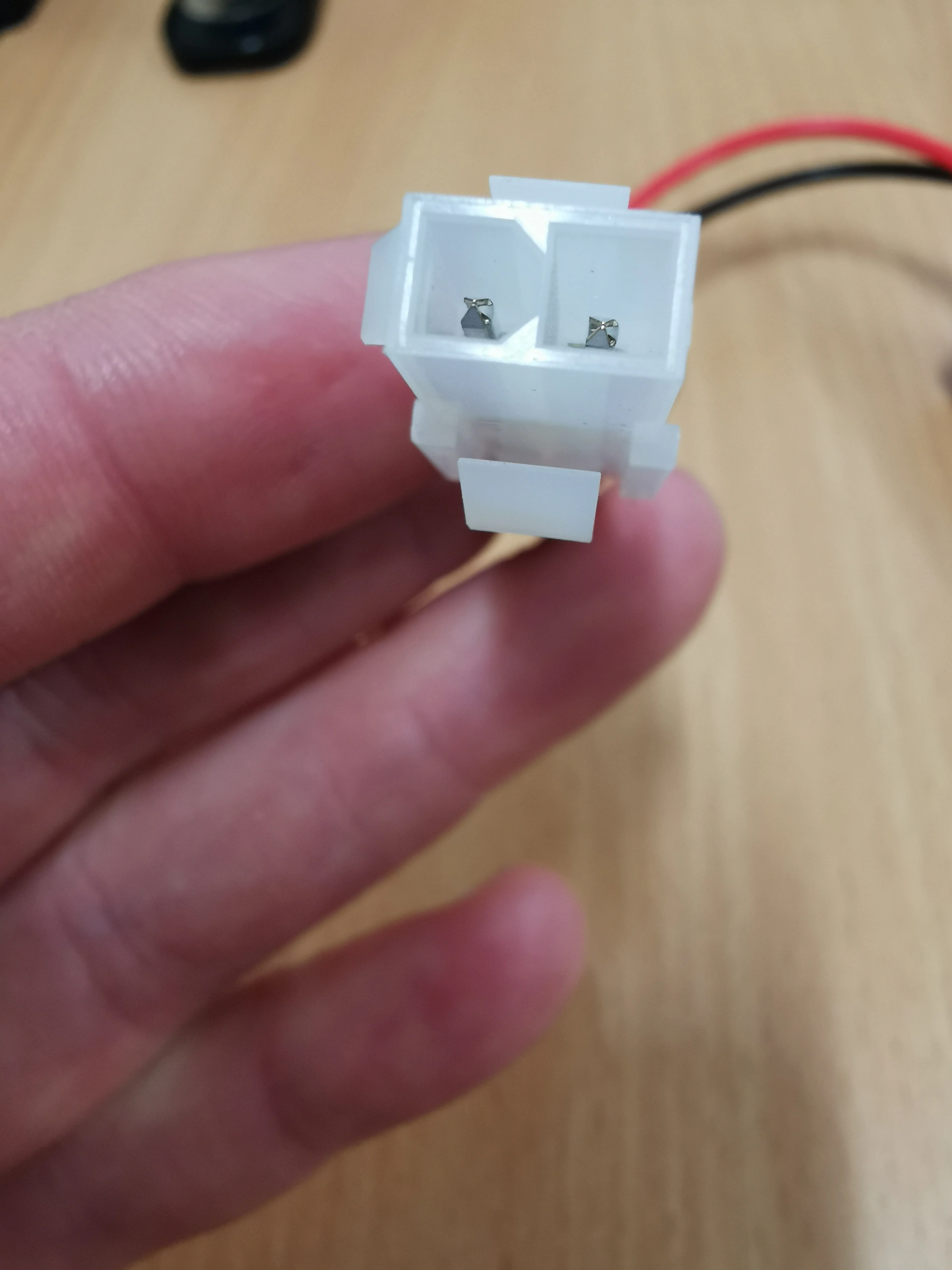 3/1CM4-5-B-C006M-REV Ni-Mh 3.6V C Size with connector