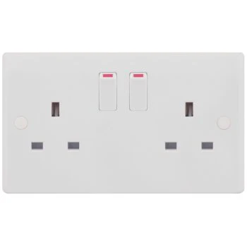 Selectric Smooth 2 Gang 13A DP Switched Socket