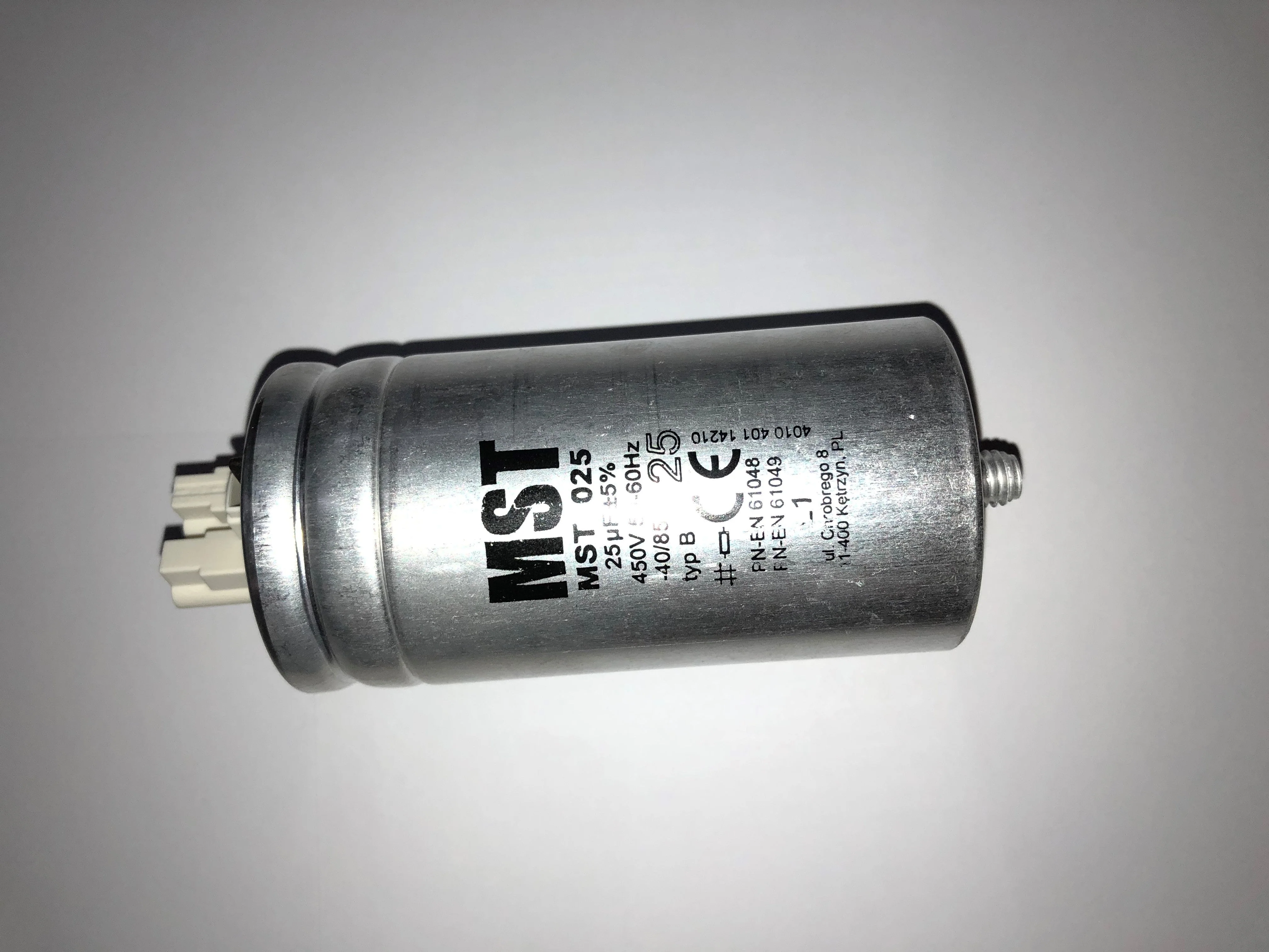 CA25MFD-L450 450v 25MFD Capacitor Stud Fixing