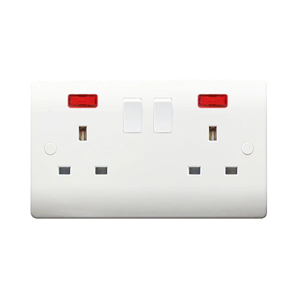 Caradok 2G 13A SP Switched Socket c/w Neon - DISCONTINUED